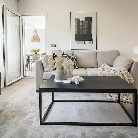 Pr- Stunning Flat Front Line Puerto Banus Appartement Marbellac