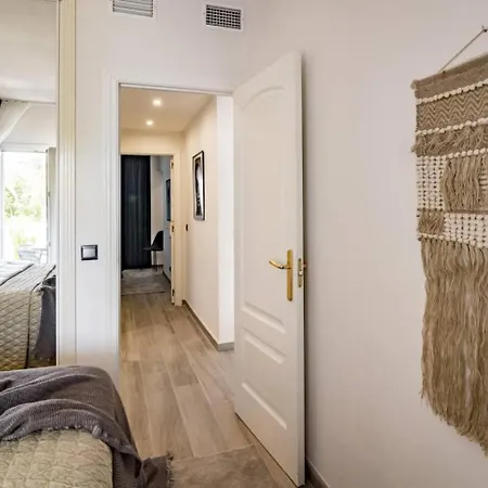 Pr- Stunning Flat Front Line Puerto Banus *
