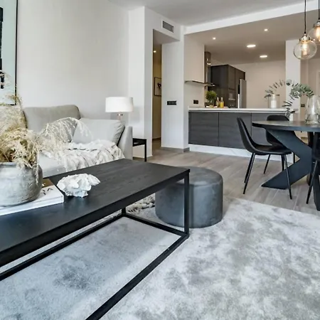 דירה Pr - Stunning Flat Front Line Puerto Banus