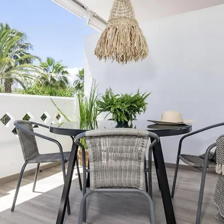 דירה Pr - Stunning Flat Front Line Puerto Banus מארבלה