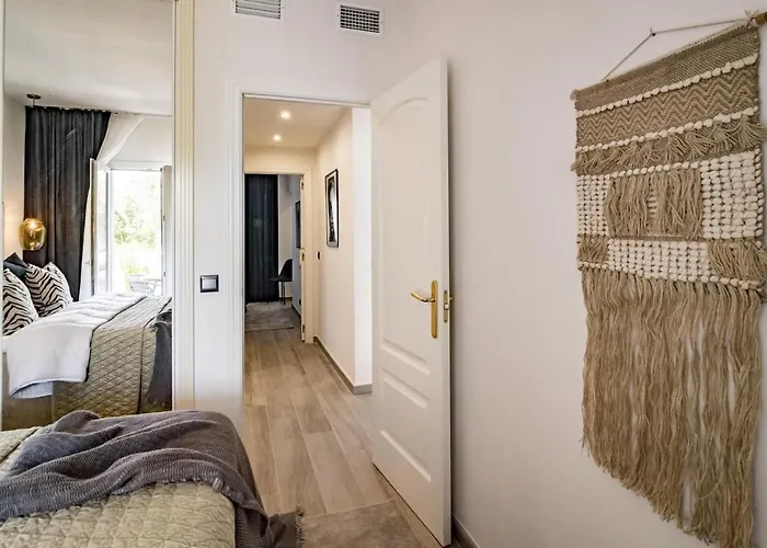Апартаменти Pr - Stunning Flat Front Line Puerto Banus Марбелья