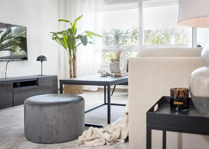 Apartment Pr - Stunning Flat Front Line Puerto Banus *