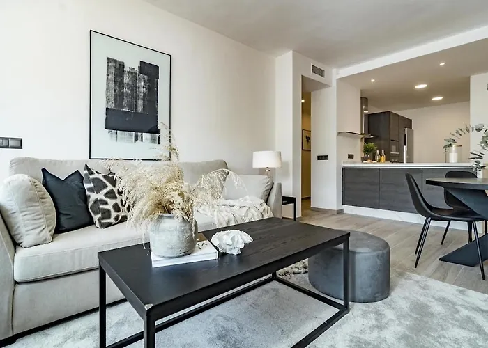 Apartment Pr - Stunning Flat Front Line Puerto Banus *